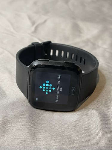 Fitbit versa fb504 smartwatch - fitbit,